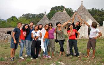 I trulli, gli amici, la terra: il bello di Tre Casiedde