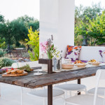 La porta-tavolo di Tre Casiedde - dettaglio aperitivo in veranda